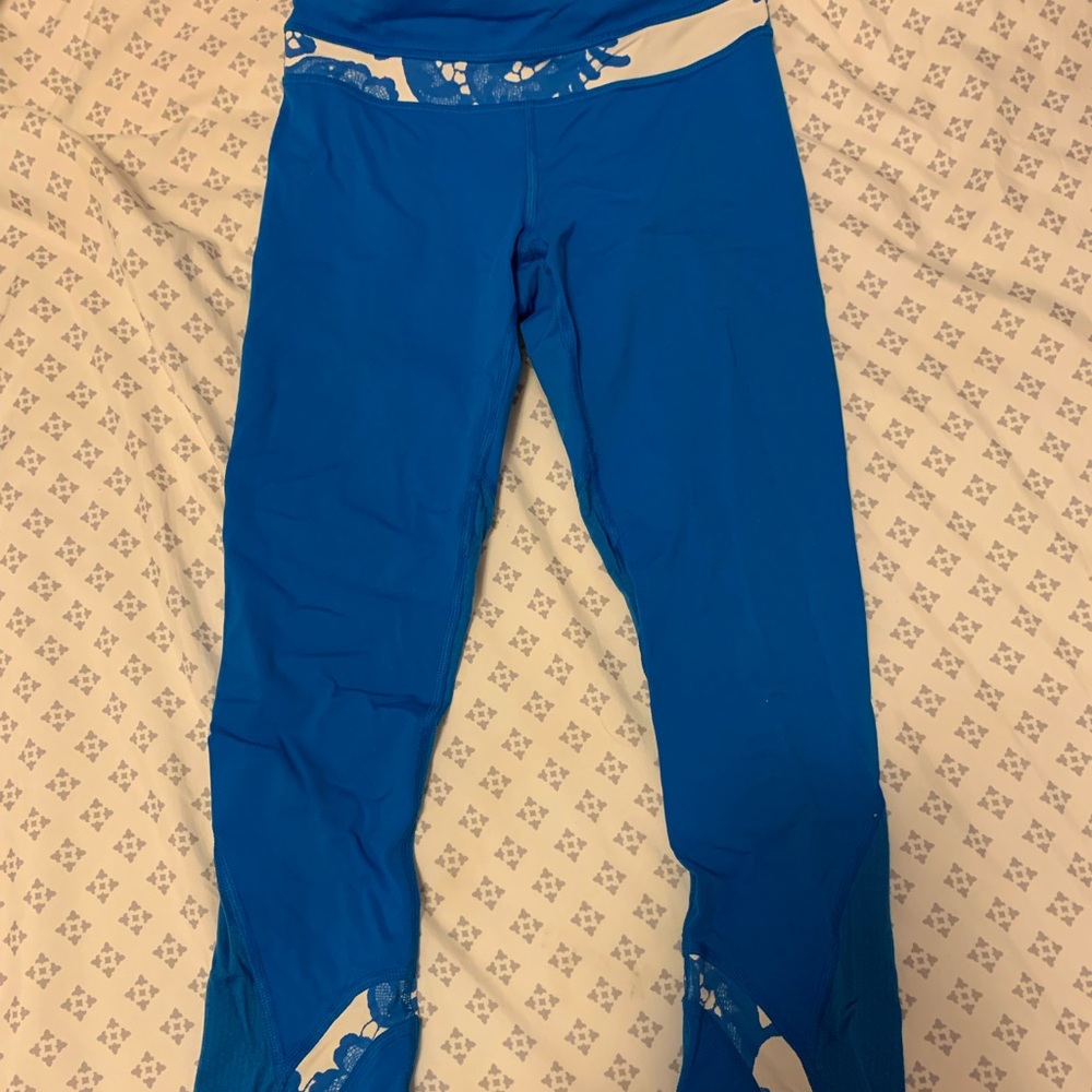Lulu lemon crop leggings with mesh